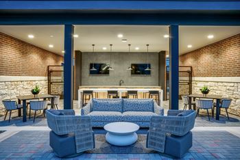 Outdoor lounge for entertaining